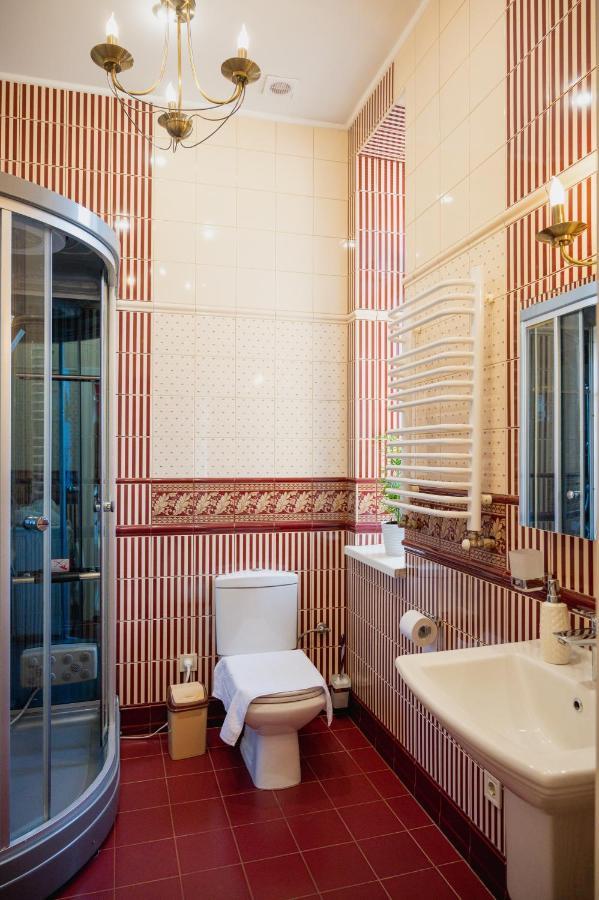 One Bedroom Apartment With Balcony-Kostyushka Street,16 ลวีฟ ภายนอก รูปภาพ